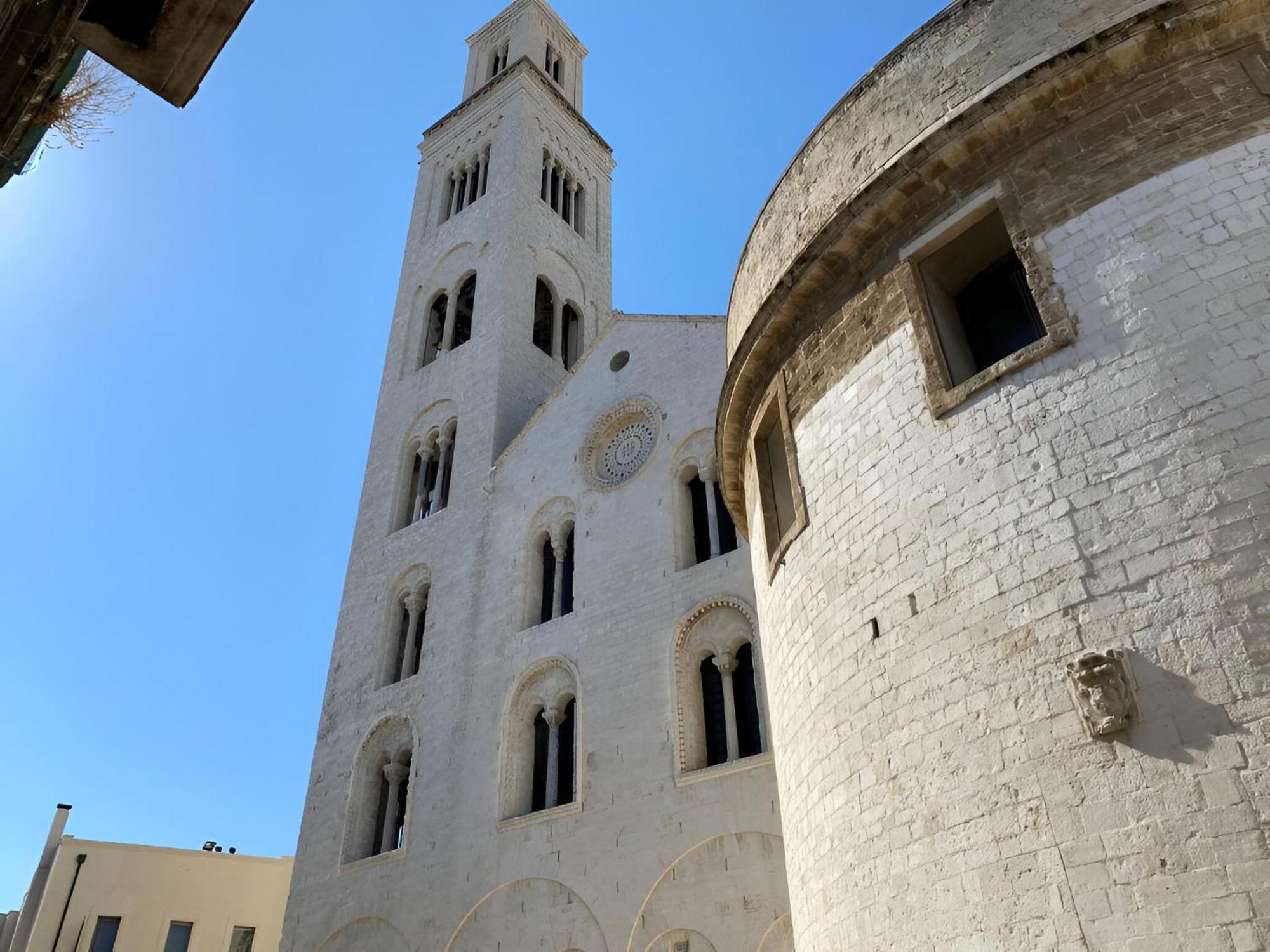 Bari Landlord 8 - Una Finestra Sulla Cattedrale Zewnętrze zdjęcie